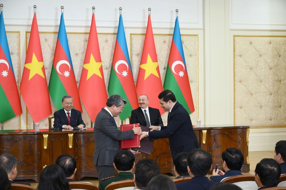 Azərbaycanla Vyetnam arasında imzalanmış sənədlər mübadilə edildi -YENİLƏNİB (FOTOLAR)