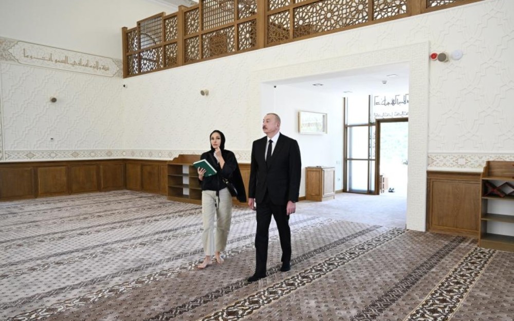 Şuşada daha bir yaşayış kompleksinin təməli qoyulub - FOTO (YENİLƏNİB)