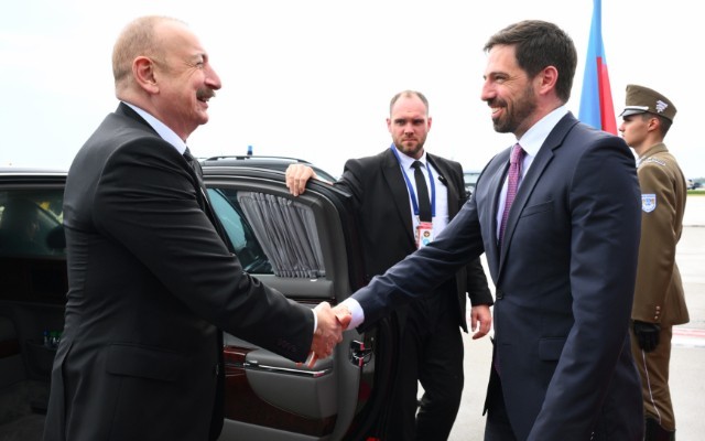 İlham Əliyevin Macarıstana səfəri başa çatdı - FOTOLAR