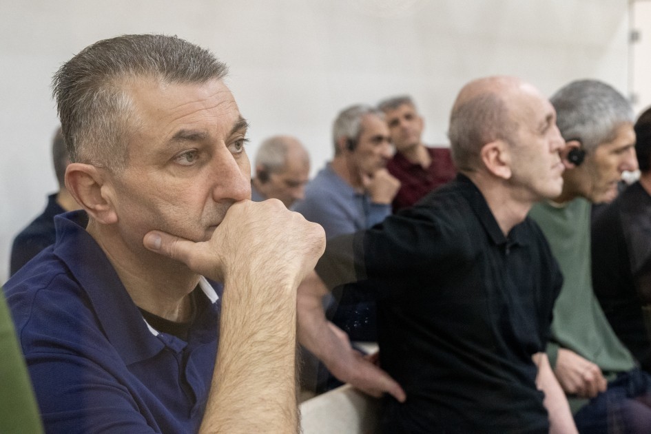 "Komandirlərdən biri qardaşım olub"- İşğal etirafları (FOTOLAR)