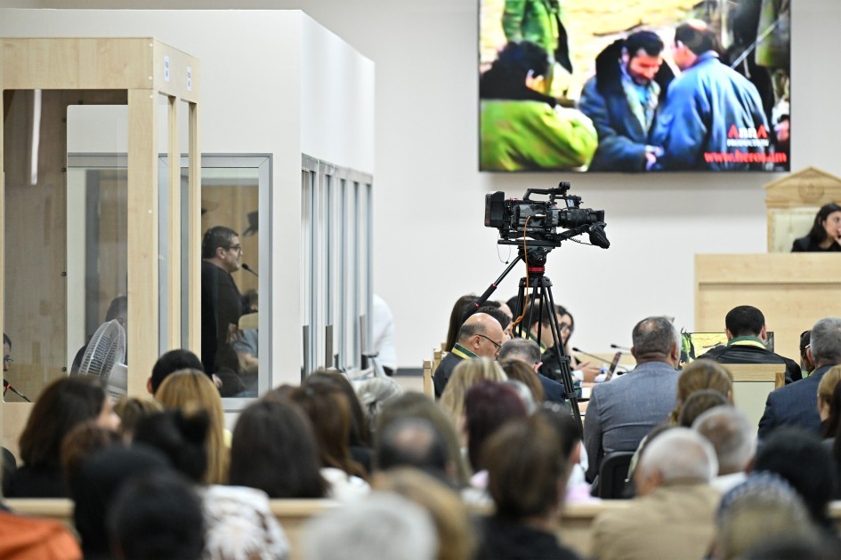 "Komandirlərdən biri qardaşım olub"- İşğal etirafları (FOTOLAR)