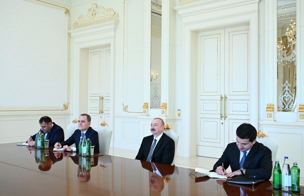 Prezident Ukraynanın xarici işlər nazirini qəbul etdi -FOTOLAR