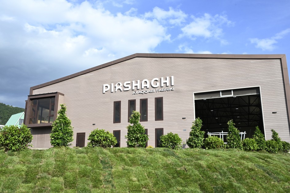 İlham Əliyev Laçında iki fabrikin açılışını etdi -FOTOLAR + Yenilənib