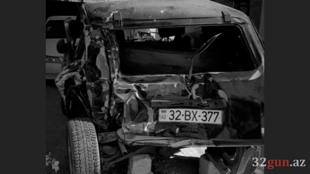 Yevlaxda, Səmədabad kəndinə gedən yolda ağır qəza baş verib- FOTO