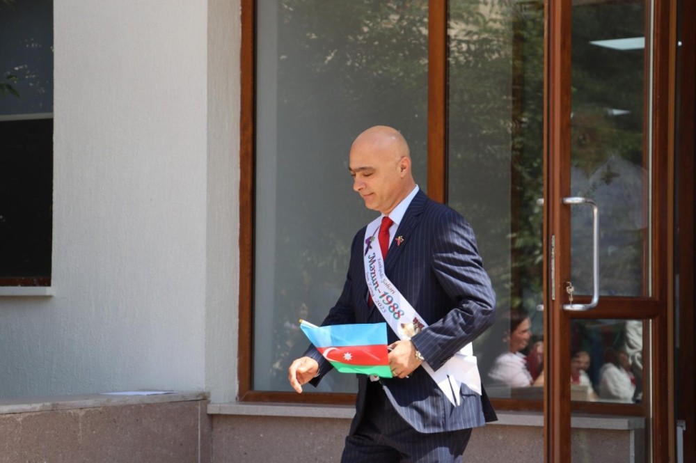 Xankəndidə 37 il əvvəl məzun olanlar üçün "Son zəng" -FOTOLAR