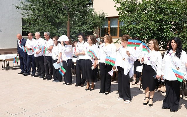 Xankəndidə 37 il əvvəl məzun olanlar üçün "Son zəng" -FOTOLAR