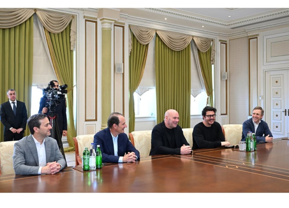 Prezident İlham Əliyev UFC-nin prezidentini qəbul etdi