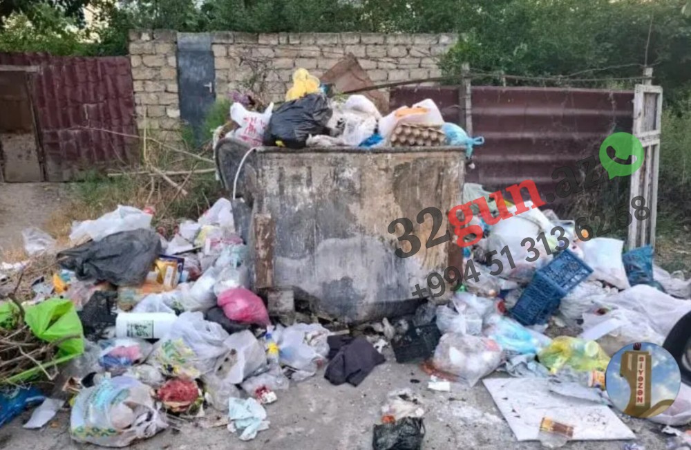 Siyəzən rayonunda mərkəzi küçə zibil üfunətindən keçilməz vəziyyətdədir+ FOTO