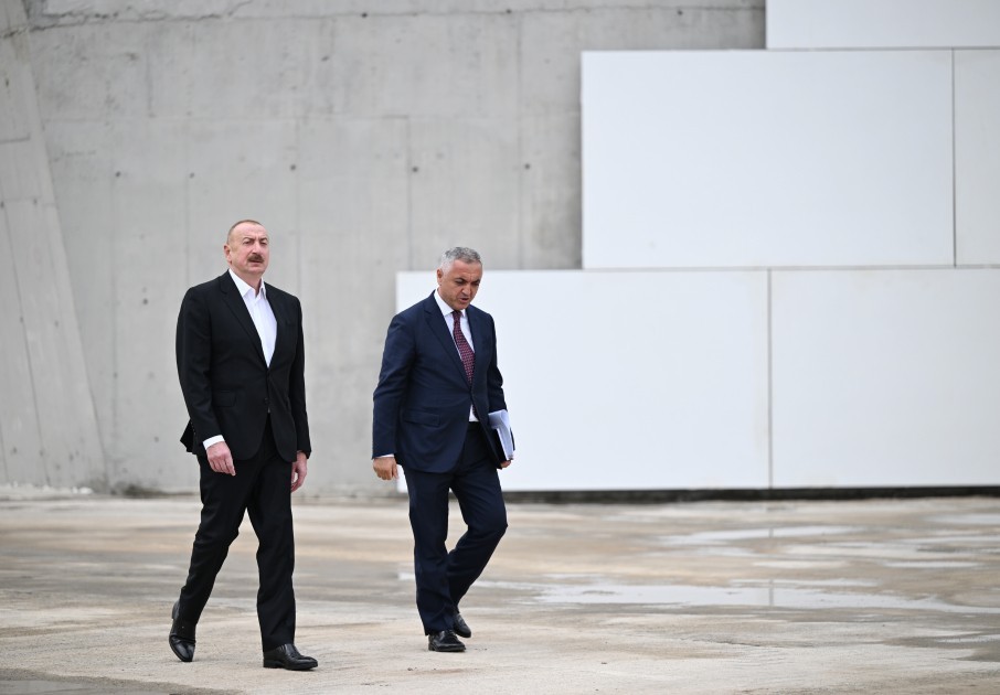 İlham Əliyev Xankəndidəki Zəfər parkında -FOTOLAR