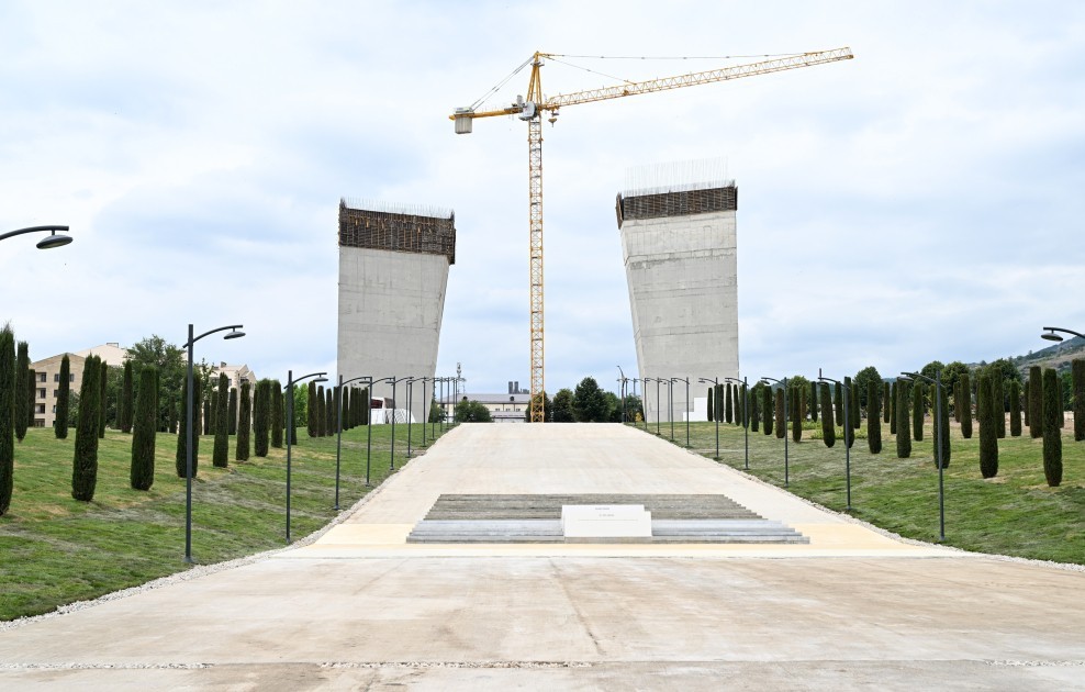 İlham Əliyev Xankəndidəki Zəfər parkında -FOTOLAR