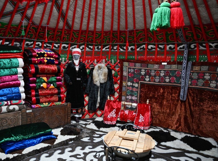 Prezidentlər Ağdamın Xıdırlı kəndinin 1-ci mərhələsinin açılışında -FOTOLAR