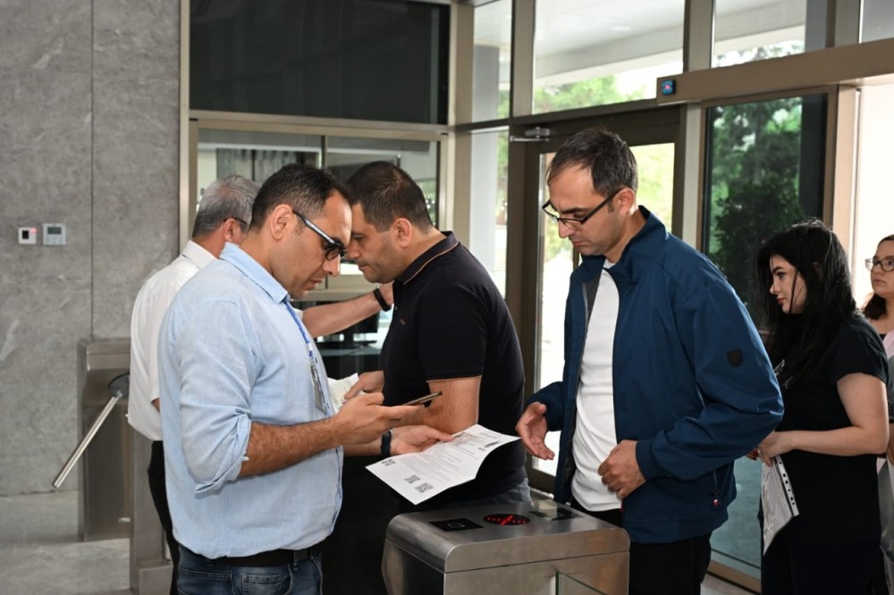 Vəkilliyə qəbulla bağlı test imtahanında 196 nəfər uğur qazandı - SİYAHI