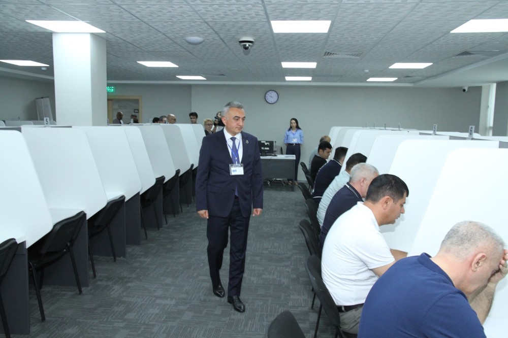 Vəkilliyə qəbulla bağlı test imtahanında 196 nəfər uğur qazandı - SİYAHI