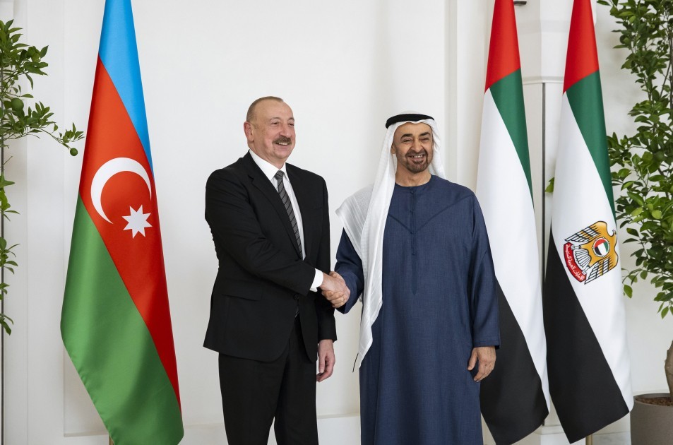 İlham Əliyev BƏƏ prezidenti ilə görüşdü -FOTOLAR