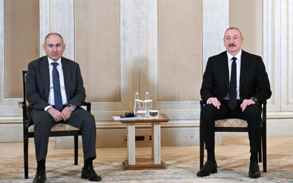 İlham Əliyevlə Paşinyanın görüşü bitdi -VİDEO+FOTOLAR (YENİLƏNİB)