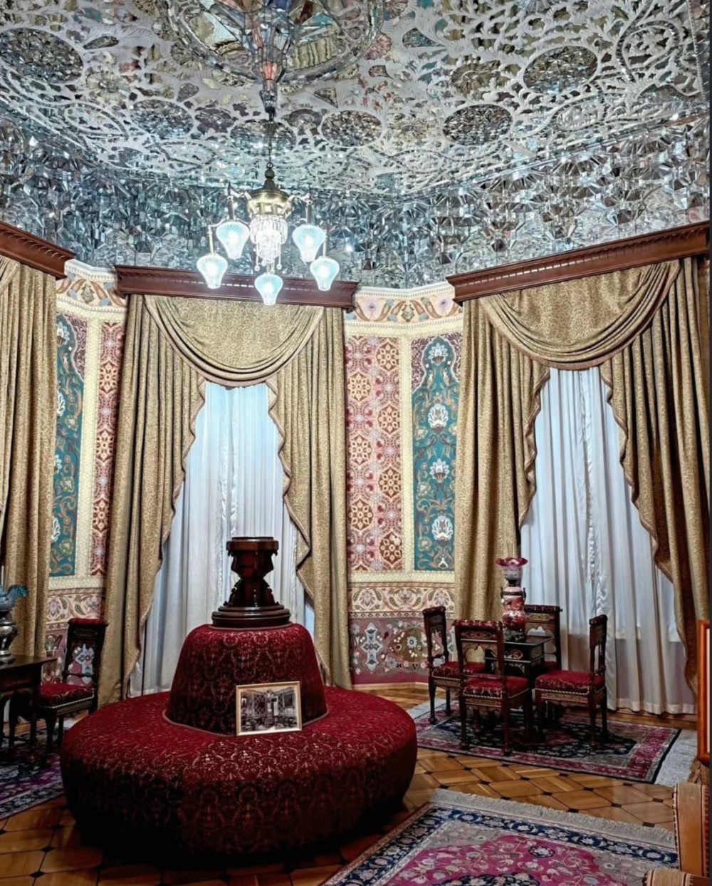 Leyla Əliyeva muzeydə -FOTOLAR