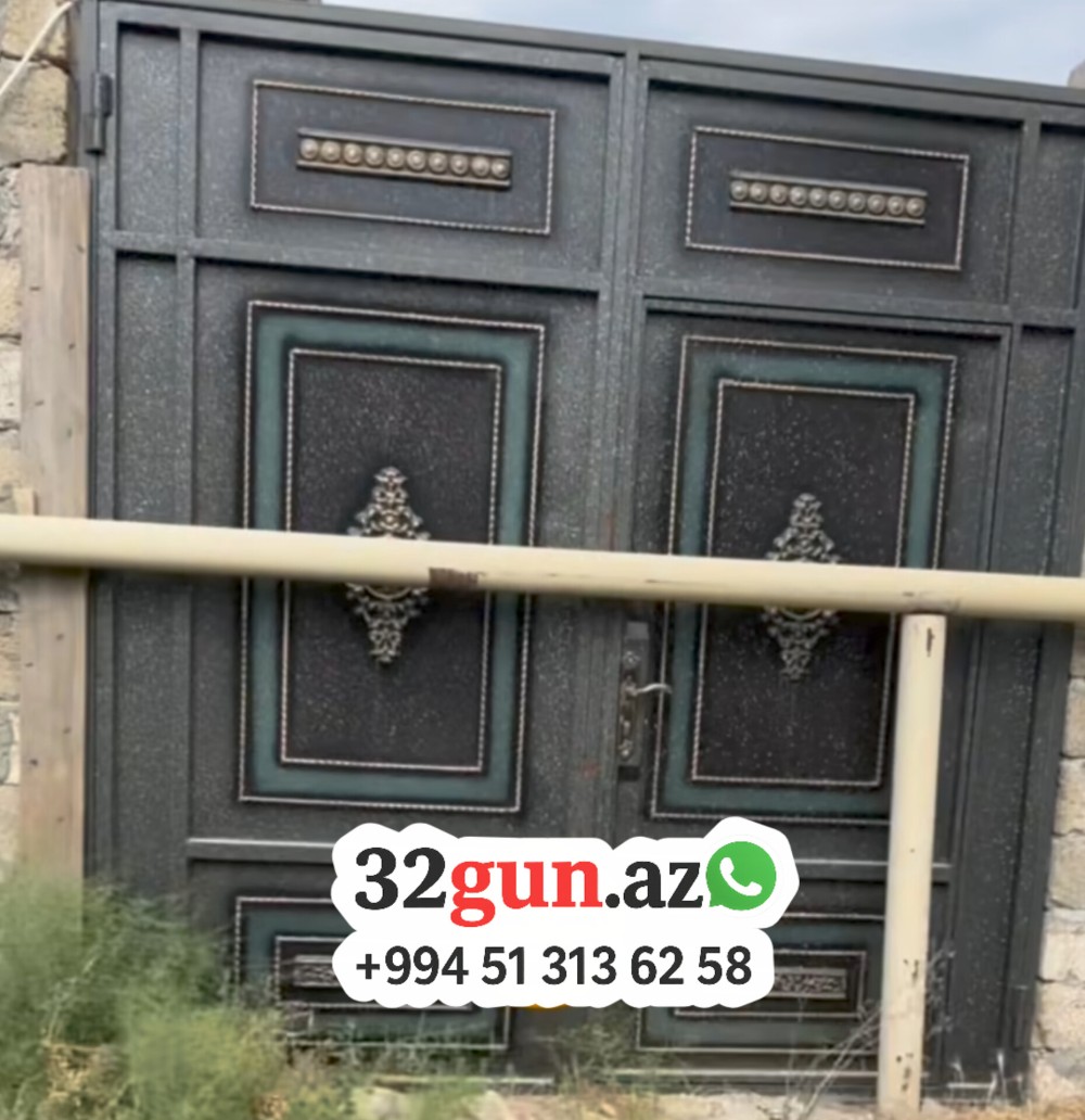 Qapının ortasından keçən qaz borusu sosial şəbəkələrdə gündəm oldu