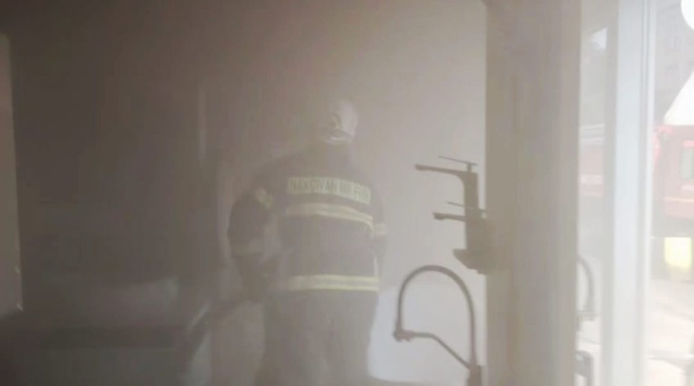 Naxçıvanda mağaza yandı -FOTOLAR