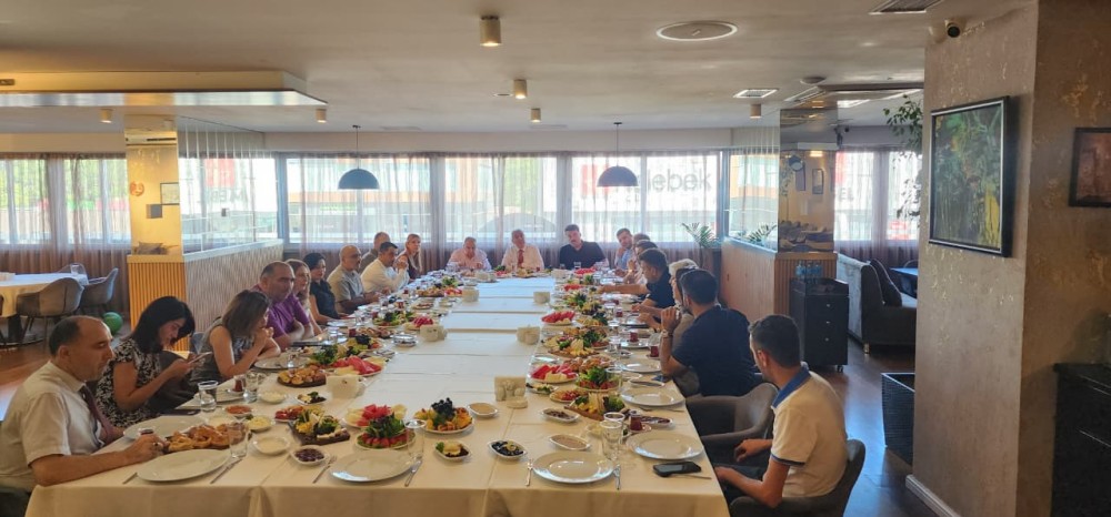 Bakı KTM-in təşkilatçılığı Azərbaycan media nümayəndələri ilə görüş keçirildi -FOTOLAR