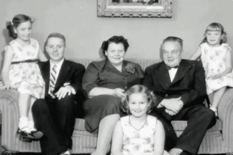 67 il əvvəl müəmmalı şəkildə yoxa çıxan ailəninSİRLİ HEKAYƏSİ