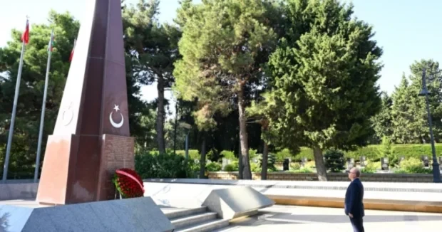 Bakıda Türk şəhidliyi ziyarət edilib
