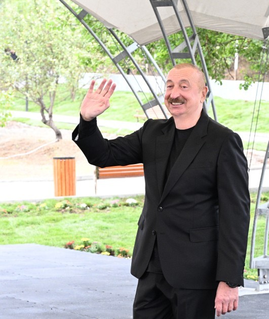 Prezident 4 kəndin sakinləri ilə görüşdü +FOTOLAR (YENİLƏNİB)