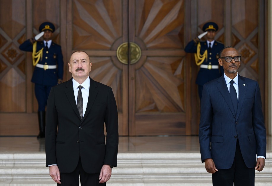 Ruanda Prezidentinin rəsmi qarşılanma mərasimi olub -FOTOLAR