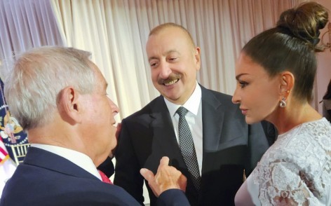 İlham Əliyev və xanımı rəsmi qəbulda -FOTOLAR