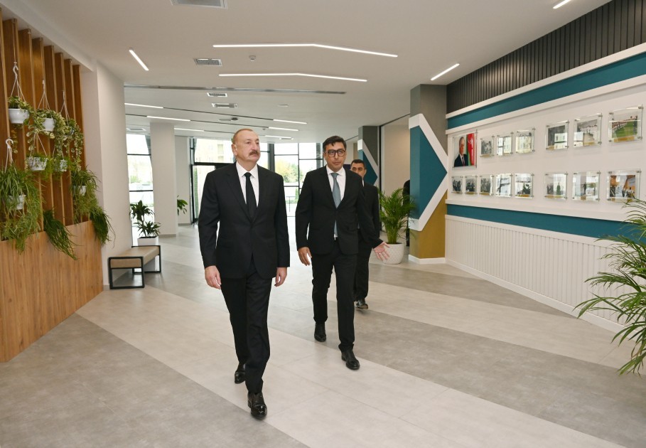 Prezident Yevlax Olimpiya İdman Kompleksinin açılışını edib/ FOTOLAR