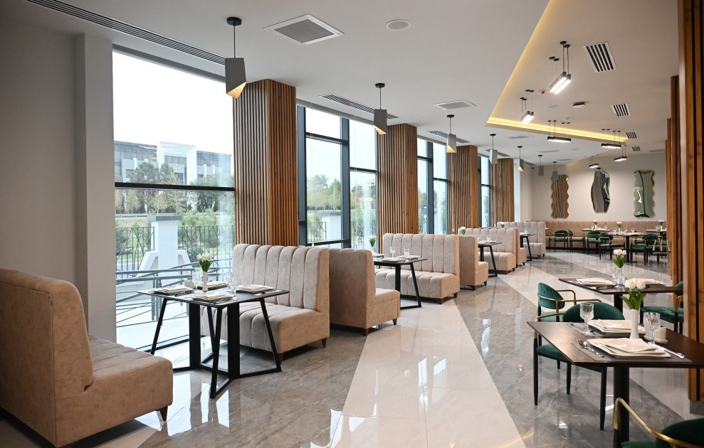 Prezident Yevlax Olimpiya İdman Kompleksinin açılışını edib/ FOTOLAR