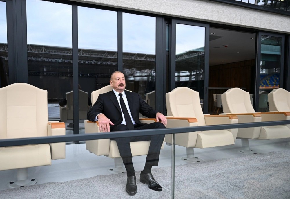 İlham Əliyev Gəncə şəhər stadionunun açılışında / FOTO