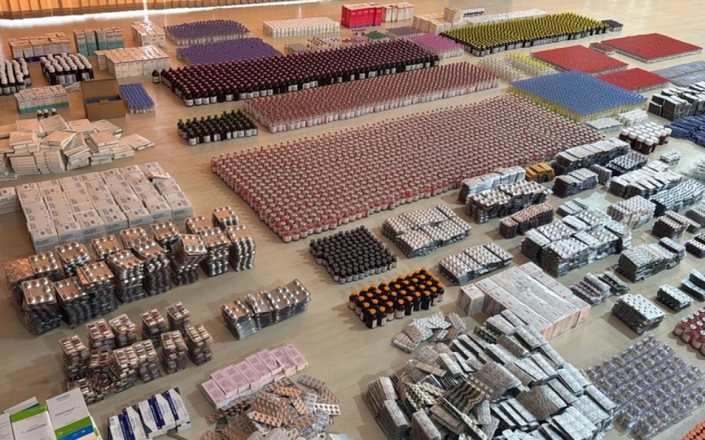 Türkiyədən ərzaq gətirən yük maşınında külli miqdarda dərman aşkarlandı -FOTOLAR