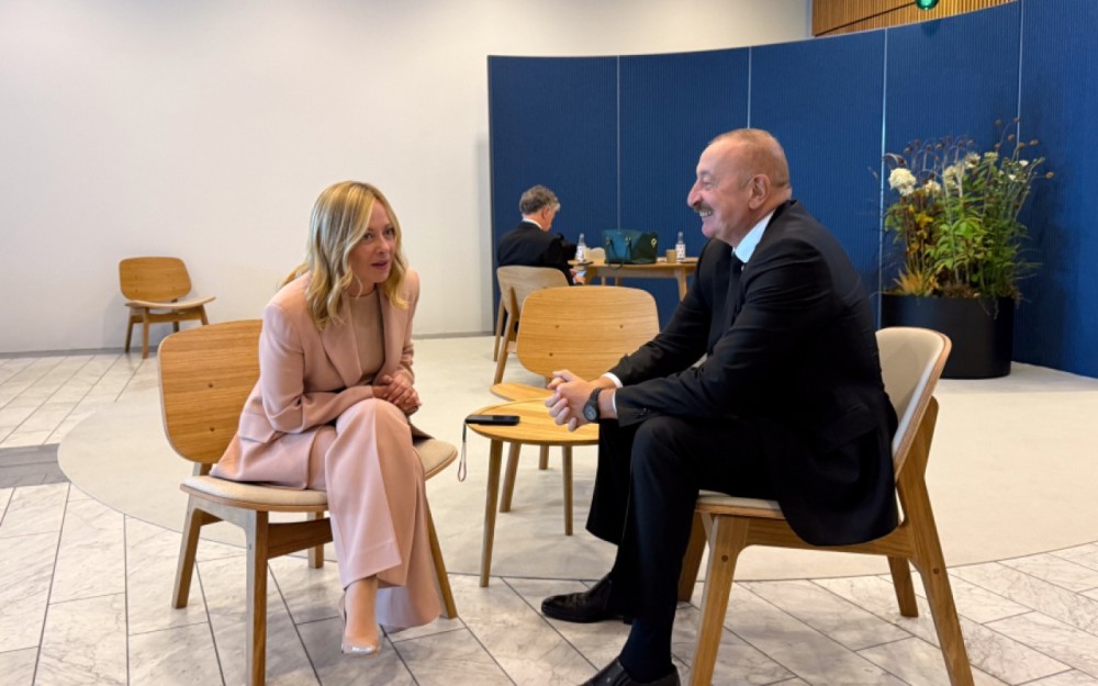 İlham Əliyev Meloni ilə görüşdü /FOTO