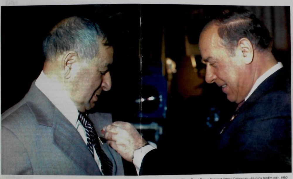 Ümummilli Liderin təmkin nümunəsi sosial şəbəkələrdə xatırlanıb