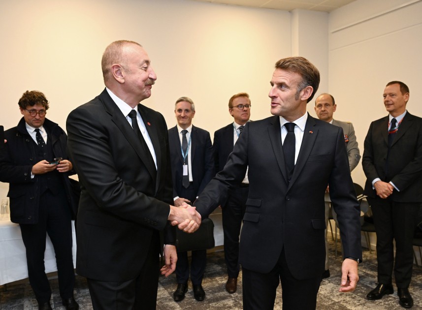 Makron İlham Əliyevi təbrik etdi- FOTOLAR