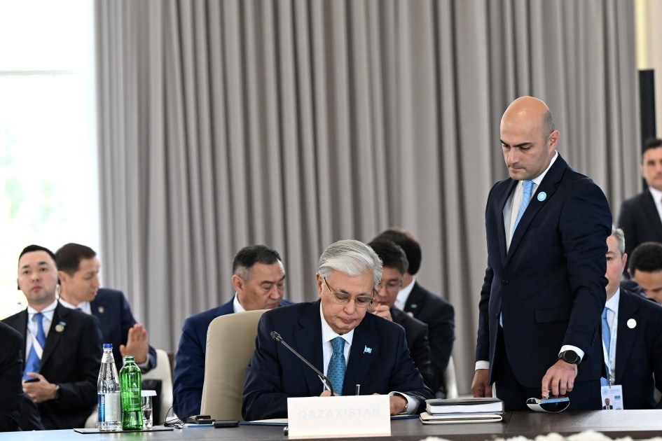 Prezident tədbirdə çıxış etdi