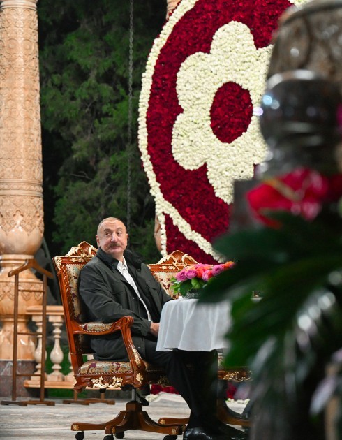 İlham Əliyev dövlət başçılarının qeyri-rəsmişam yeməyində - FOTOLAR (VİDEO)