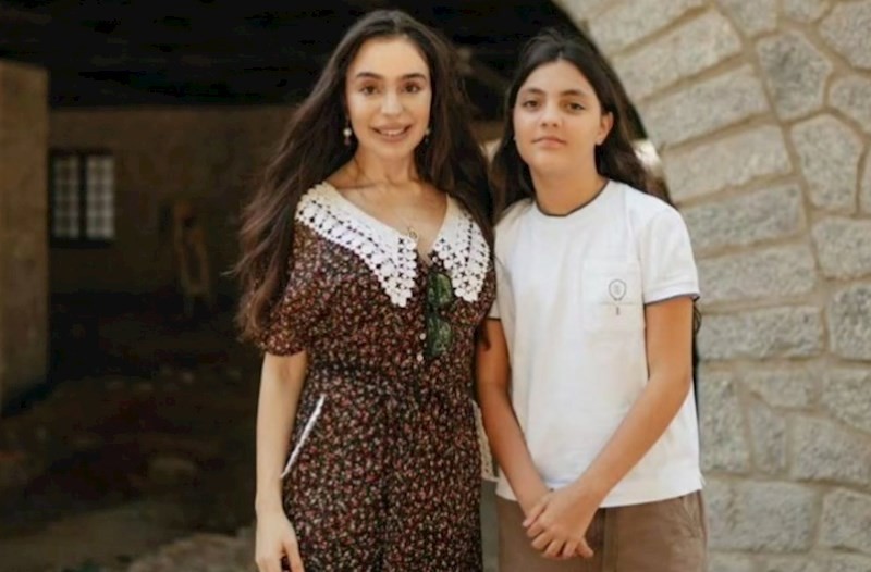 Leyla Əliyeva qızı ilə foto yayımladı