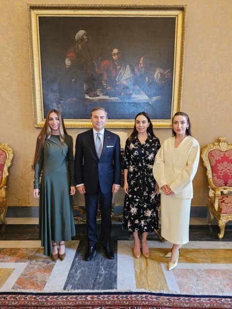 Mehriban Əliyeva Roma Papası ilə görüşdü -FOTOLAR