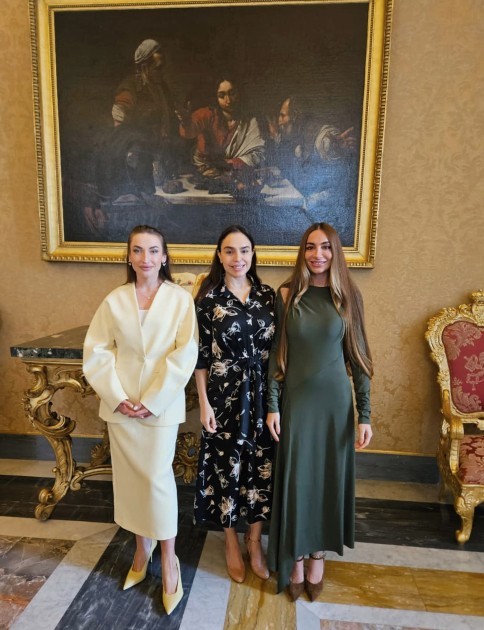 Mehriban Əliyeva Roma Papası ilə görüşdü -FOTOLAR