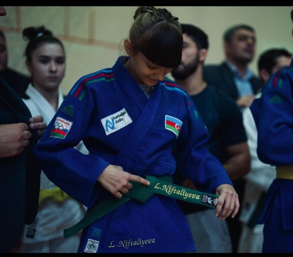 Vətən Müharibəsi Qəhrəmanının qızı qızıl medal qazandı - FOTOLAR