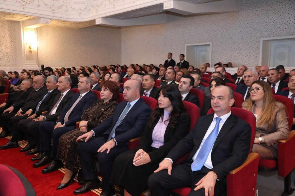 Suraxanıda Zəfər gününə həsr olunmuş tədbir keçirilib - FOTOLAR