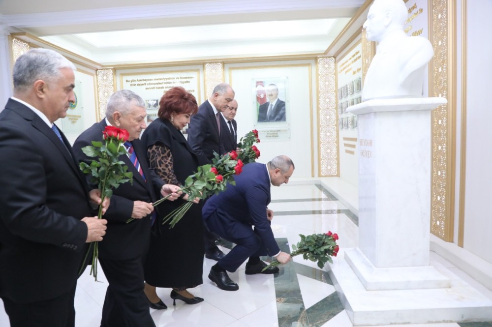 Suraxanıda Zəfər gününə həsr olunmuş tədbir keçirilib - FOTOLAR