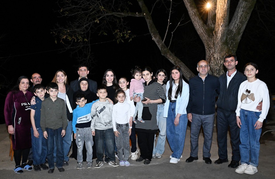 Leyla və Arzu Əliyeva Pəncəli Teymurovun ailəsini ziyarət etdilər -FOTOLAR