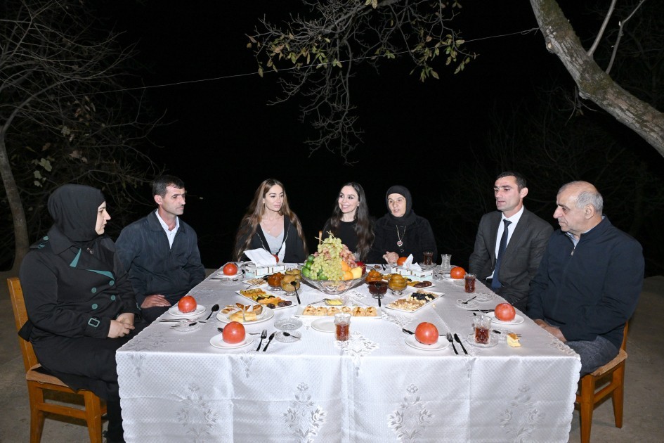 Leyla və Arzu Əliyeva Pəncəli Teymurovun ailəsini ziyarət etdilər -FOTOLAR