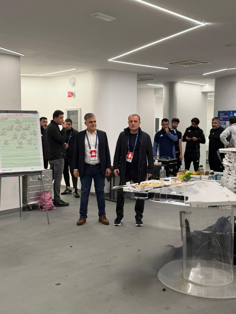 Nazir “Napoli” - “Qarabağ” oyununu stadiondan izləyib -FOTOLAR