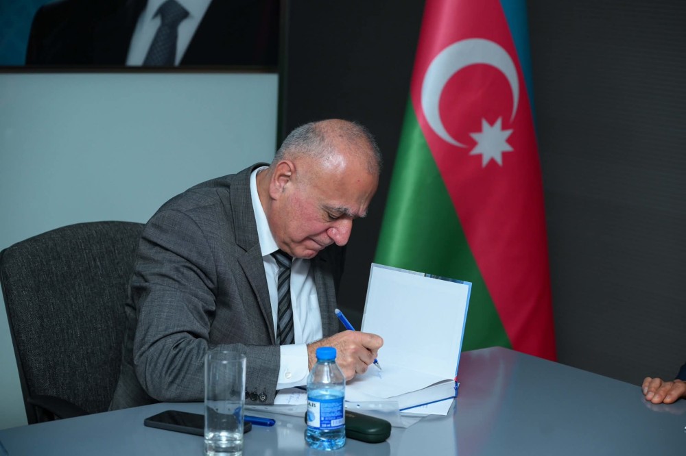 ASA-da "Suverenliyin zəfər yolu" kitabının təqdimatı keçirildi