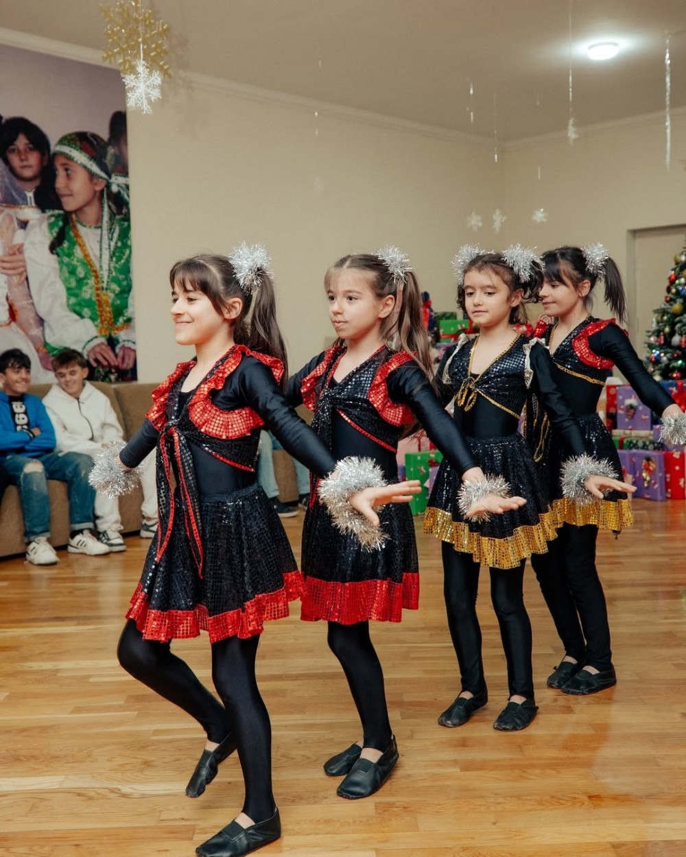 Arzu Əliyeva uşaq evini ziyarət etdi -FOTOLAR