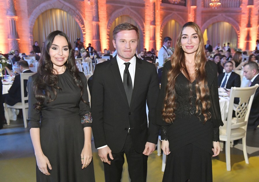 Leyla və Arzu Əliyeva idmançıların mükafatlandırma tədbirində
