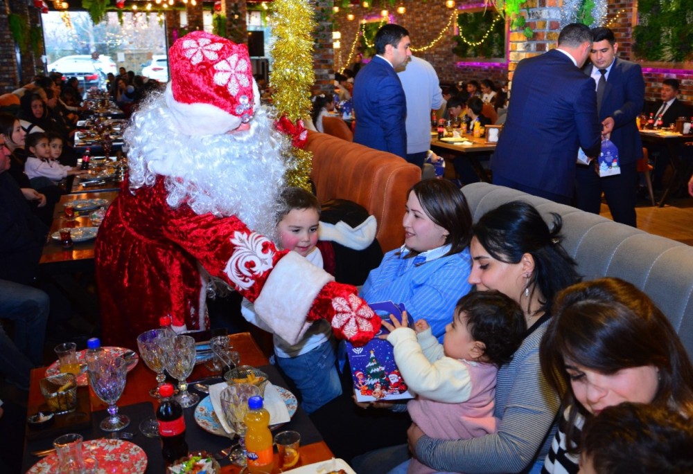 Ağstafada şəhid və qazi övladları üçün Yeni il şənlikləri təşkil olunub -FOTOLAR